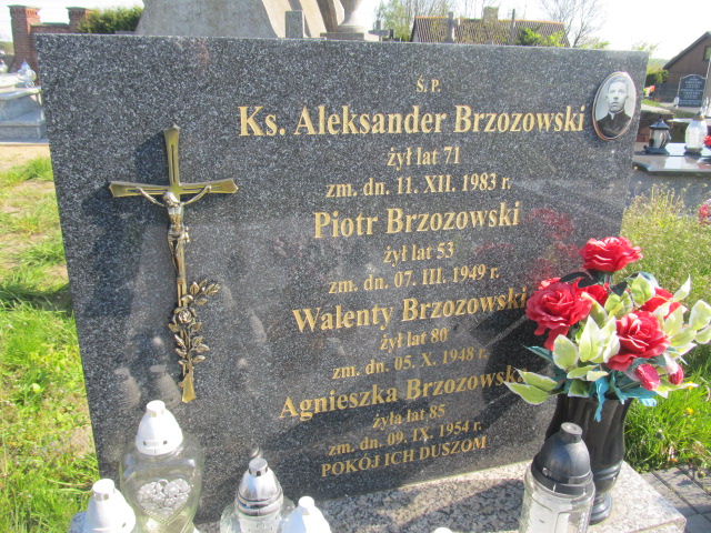 Aleksander Brzozowski Latowicz - Grobonet - Wyszukiwarka osób pochowanych