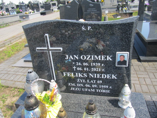 Jan Ozimek 1939 Latowicz - Grobonet - Wyszukiwarka osób pochowanych