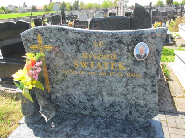 Ryszard Świątek Latowicz - Grobonet - Wyszukiwarka osób pochowanych