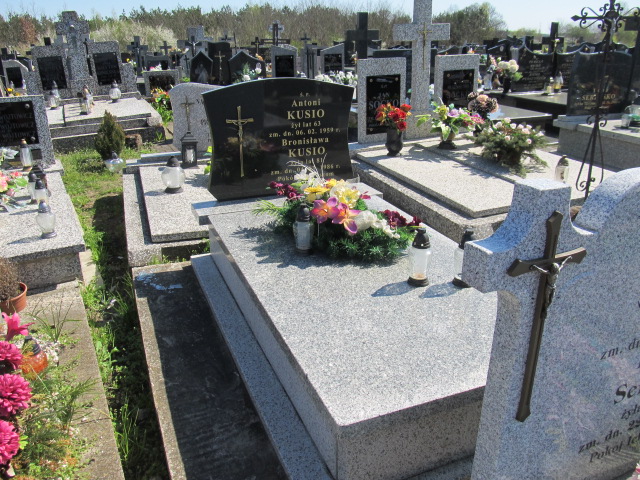 Grób Antoni Kusio